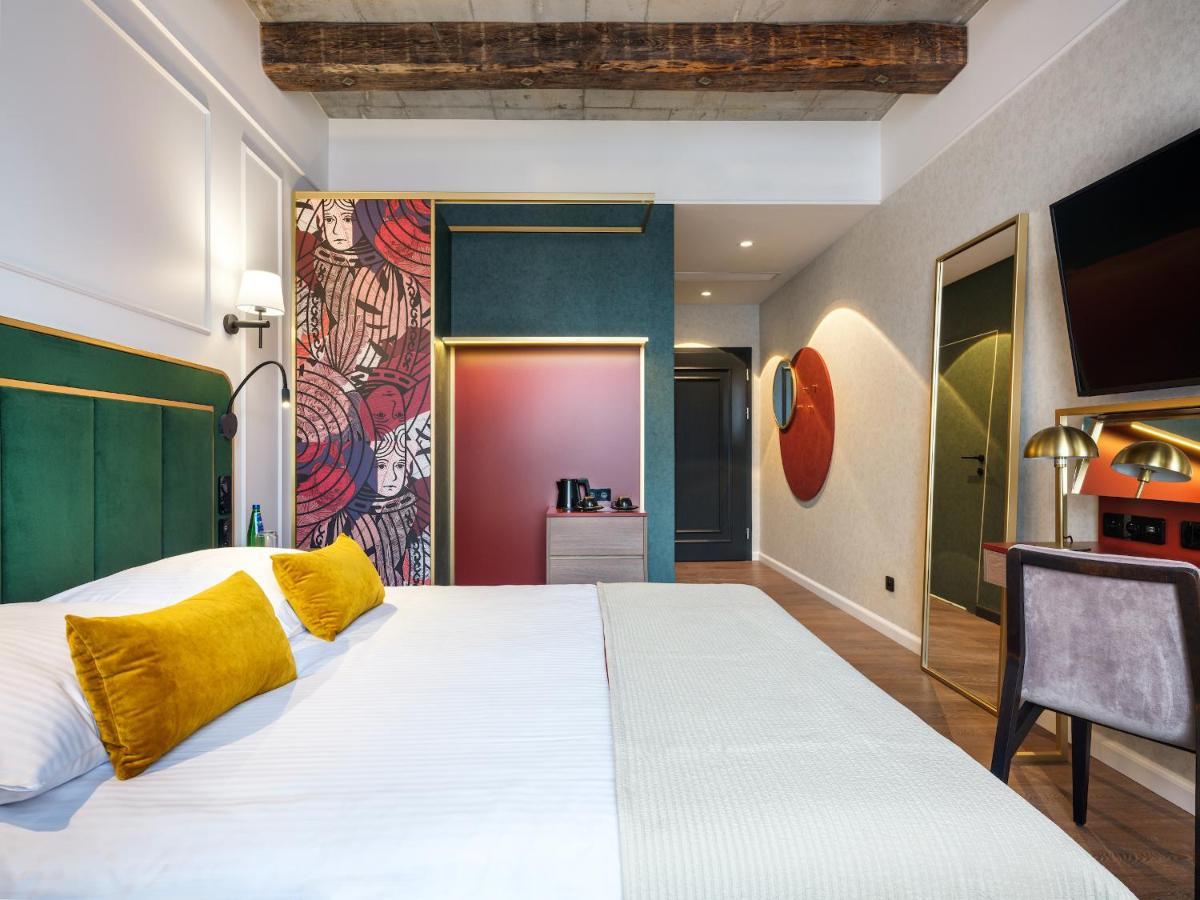 Standard Double Room,1289398126:JPEG